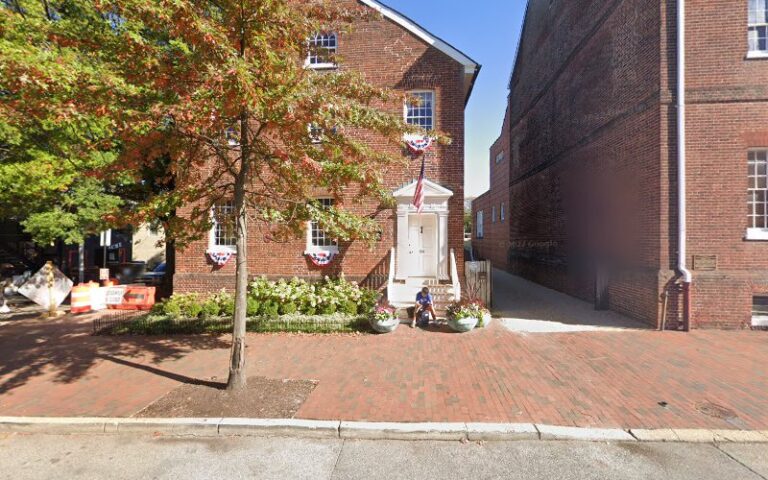 339191 omalley miles nylen gilmore 768x480