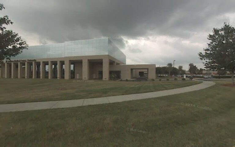 341081 owen laura b 768x480