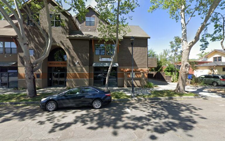 341958 pahlavan family law 768x480