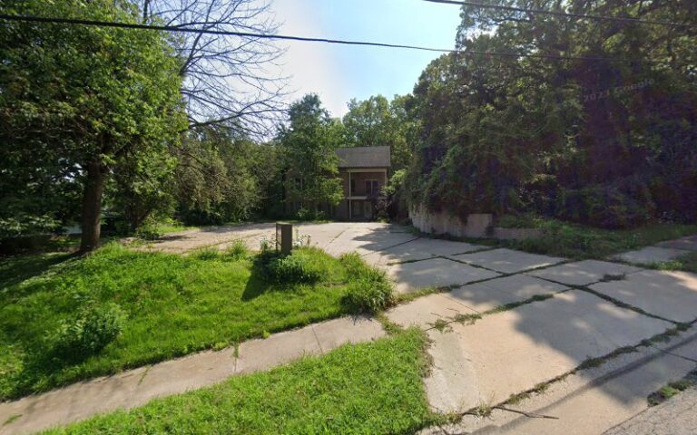 342410 paluska larry g 768x480