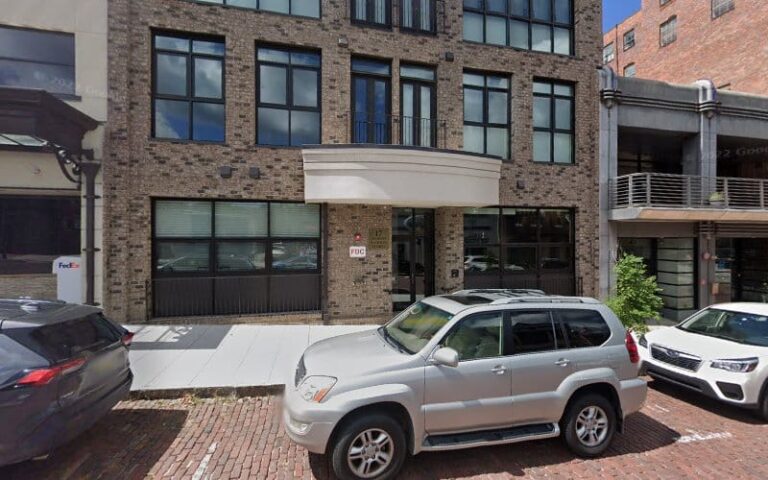 343080 parke susan t 768x480