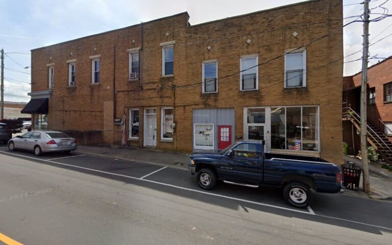 344182 paschal jr wade h 768x480