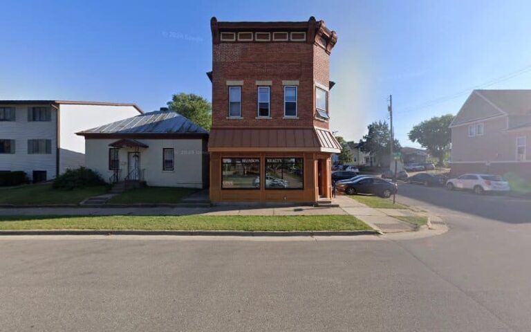 346071 paul j munson law office 768x480