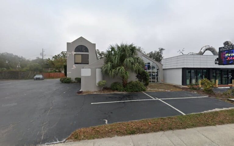 348650 perry g. gruman 768x480