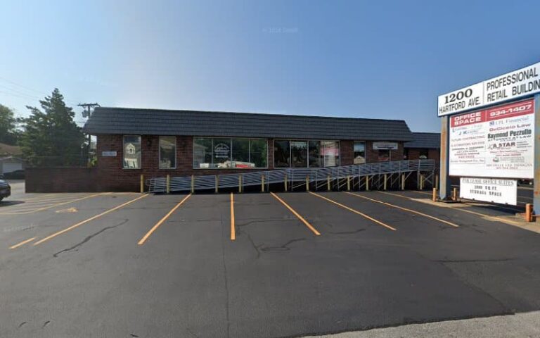 349424 peter lawton law office 768x480