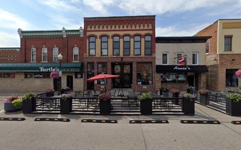 350391 pflaum business law 768x480