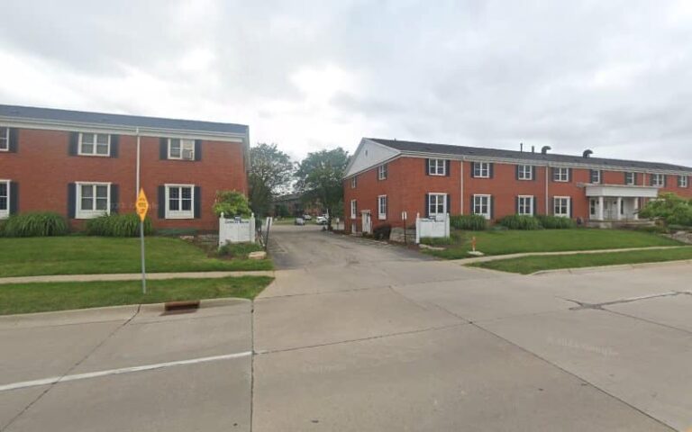 350500 phelps lauren m 768x480