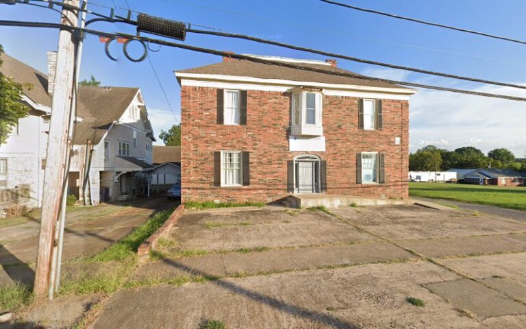 350862 phillip farris lawyer 768x480