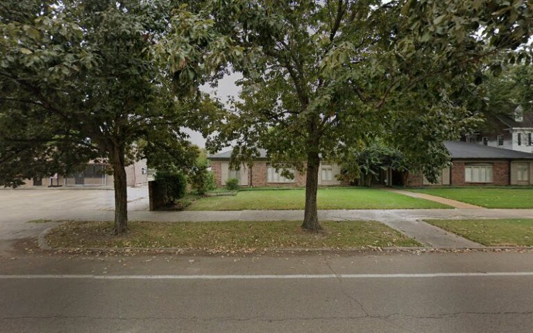 351174 phillips p scott 768x480