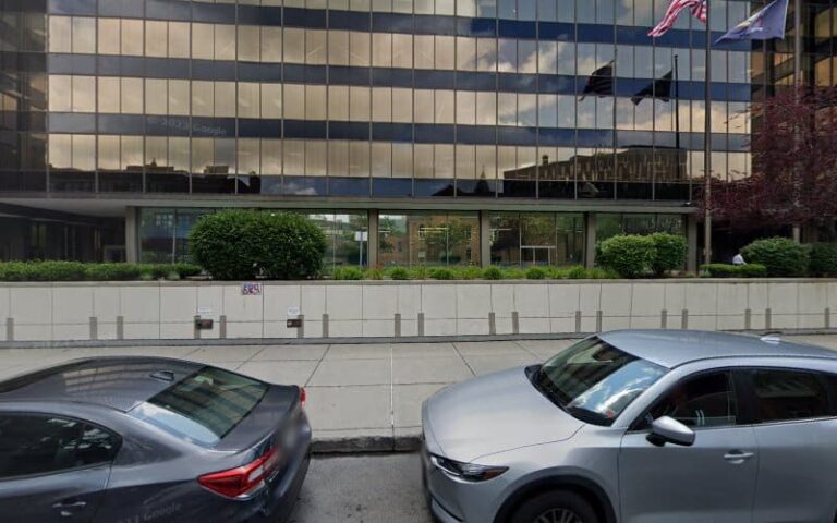 351593 pierce alan j 768x480