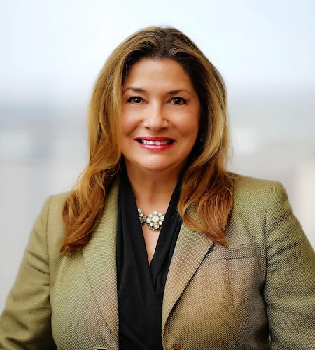 352085 pinnacle law llc a tina crawford white company