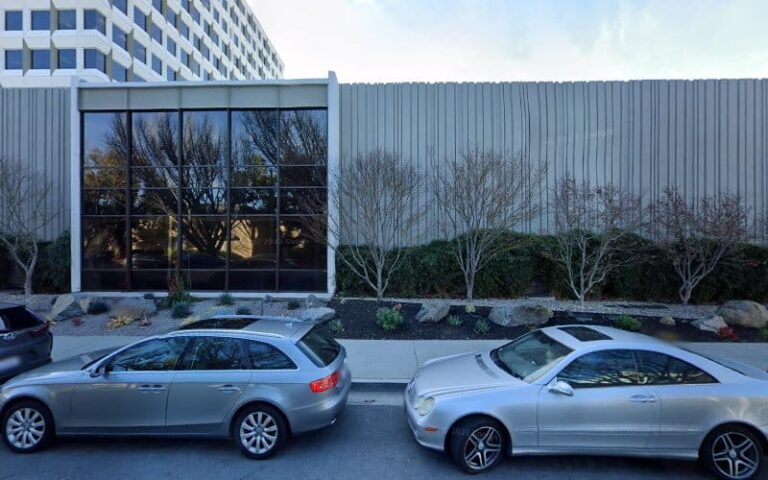 352648 platinum intellectual property pc 768x480