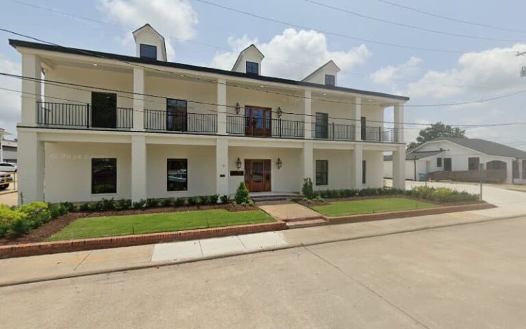 352695 plauche smith nieset jeffrey m. cole 768x480