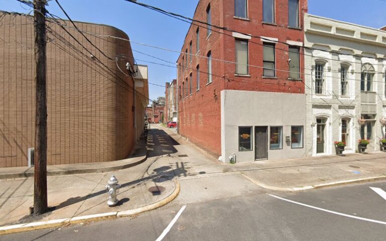 353050 poindexter tiffany g 768x480