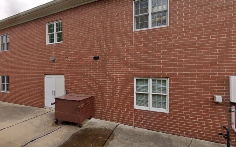 353097 poklar michael a 768x480