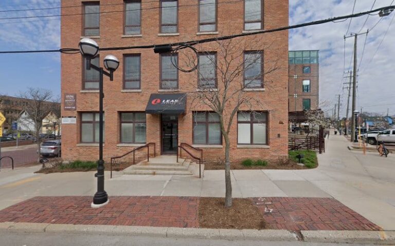 354016 posa john 768x480