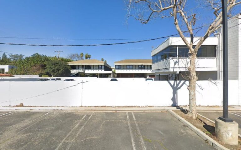 354938 prenovost normandin bergh dawe 768x480