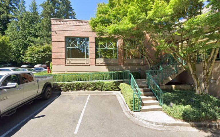 355197 price farrington 768x480