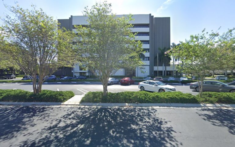 355261 price christopher 768x480