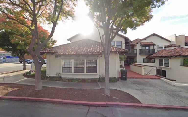 355296 price law firm 768x480