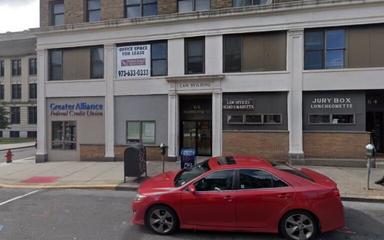 356252 public defender 768x480