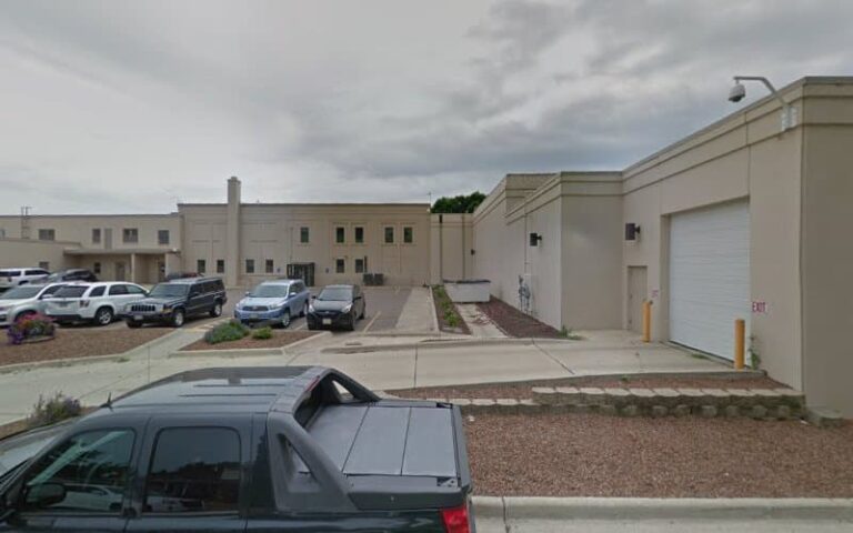 356362 public defender 768x480