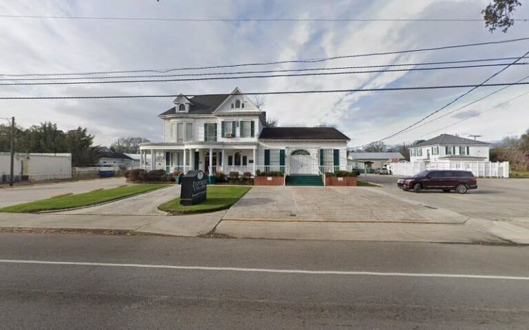 356494 public defenders office 768x480