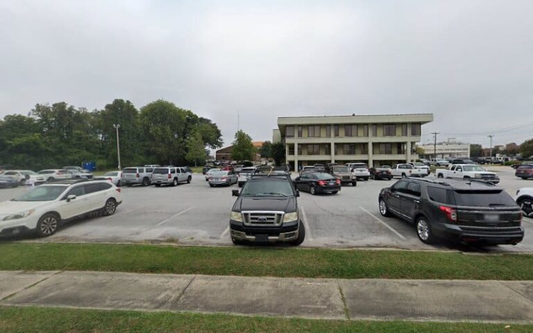 356511 public defenders office 768x480