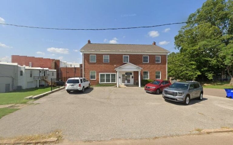 356539 public defenders office 768x480