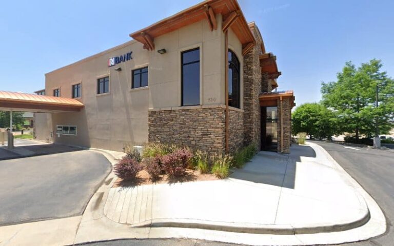 356586 pueblo law office 768x480