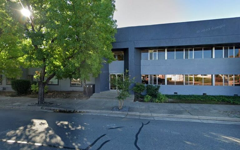 356647 pugh van voris divine 768x480