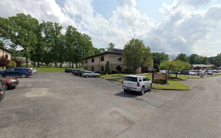 356724 pullin flower flanagan 768x480