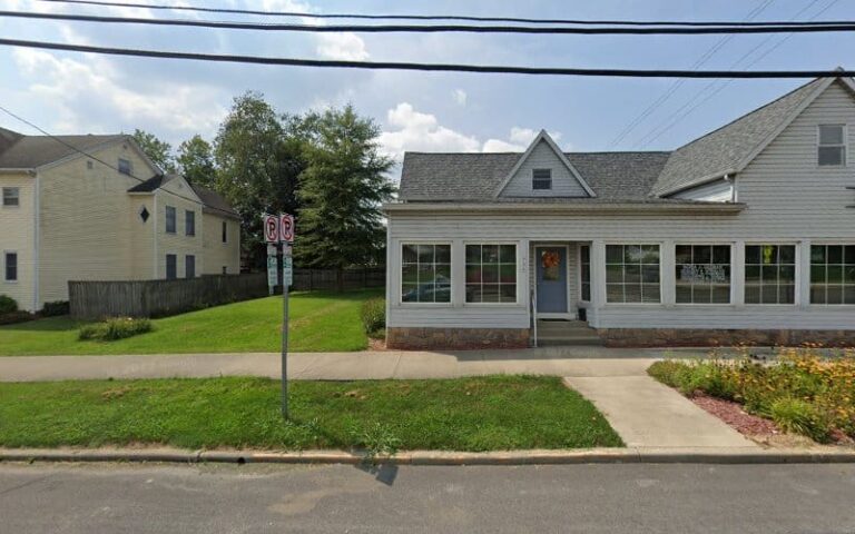 358607 rahman gloria j 768x480