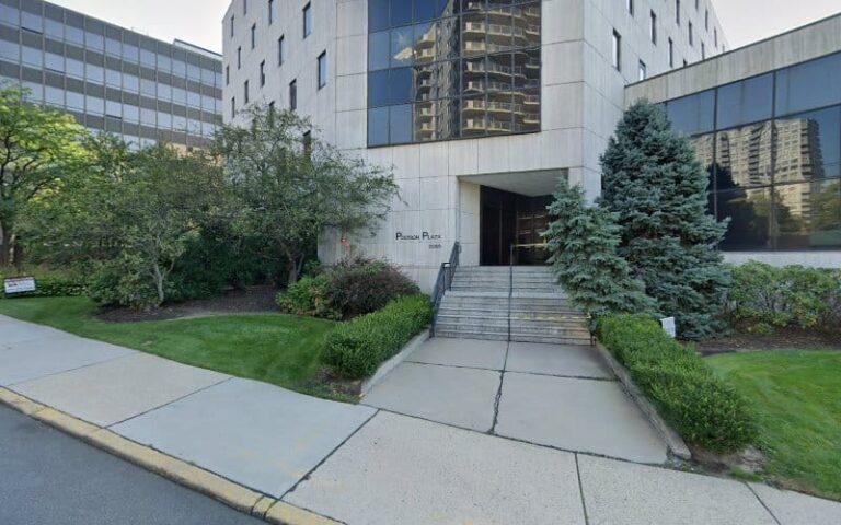 358696 raines schurr alissa 768x480