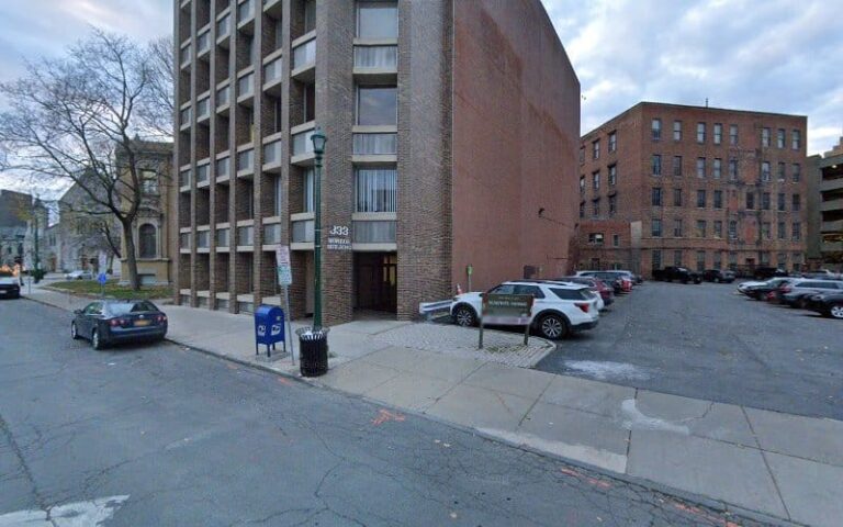 360376 raus jr george m 768x480