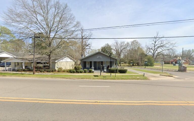 360633 rayborn law firm 768x480