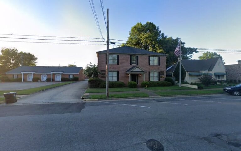 360723 raymond e. ward llc 768x480