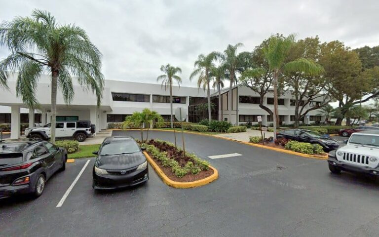 360815 raymond mark 768x480