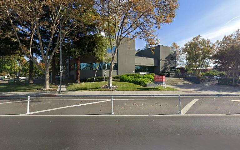 361526 red metric law 768x480