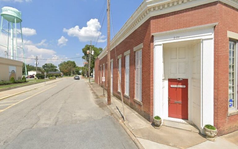 363384 revelle lee llp 768x480