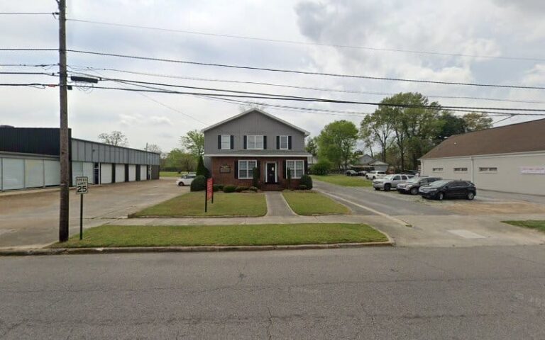 363737 rhea law 768x480