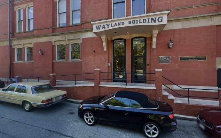 363859 rhode island trial lawyers 768x480