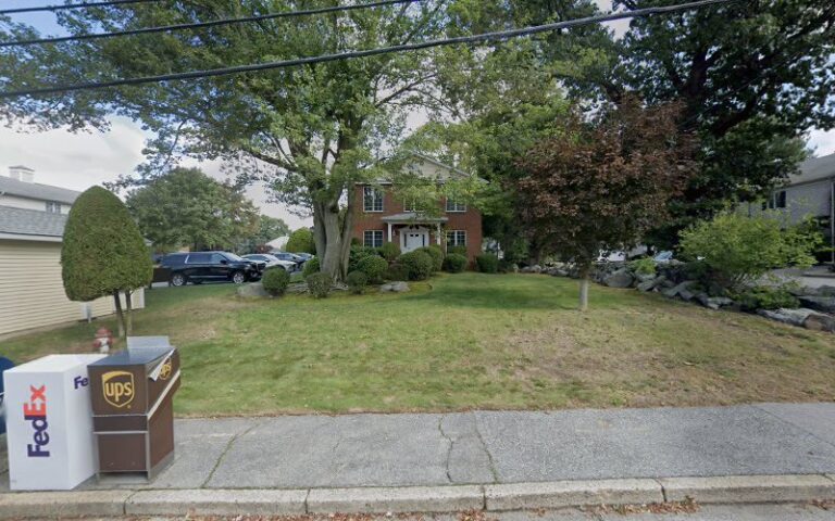 364015 ri condo law 768x480