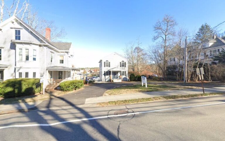 365596 richard samdperil nh attorney 768x480