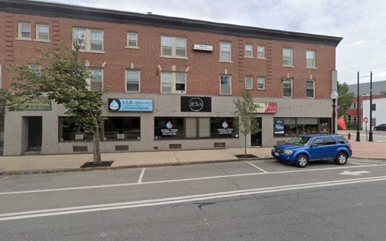 365904 richardson john 768x480