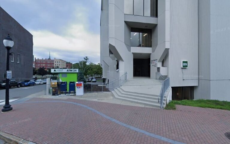 365970 richardson whitman large 768x480