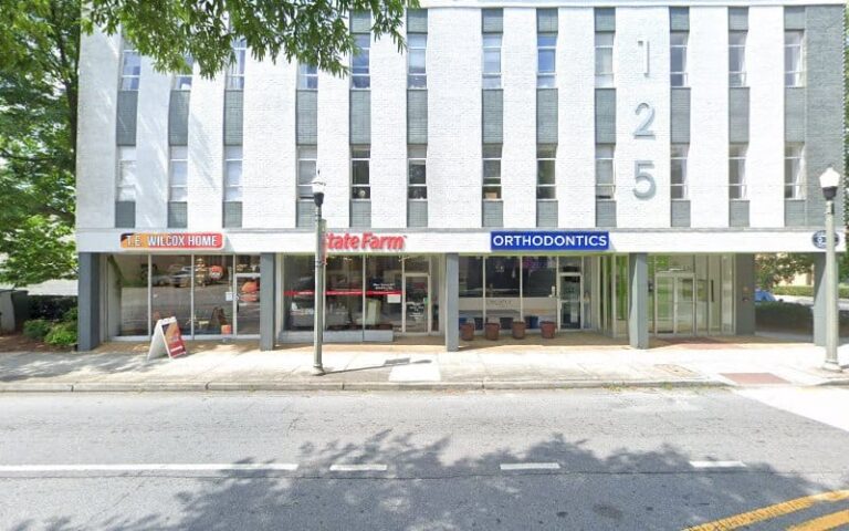 366051 richman morris l 768x480