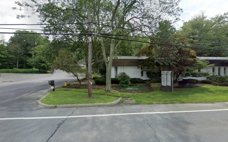 366395 rider justin m 768x480