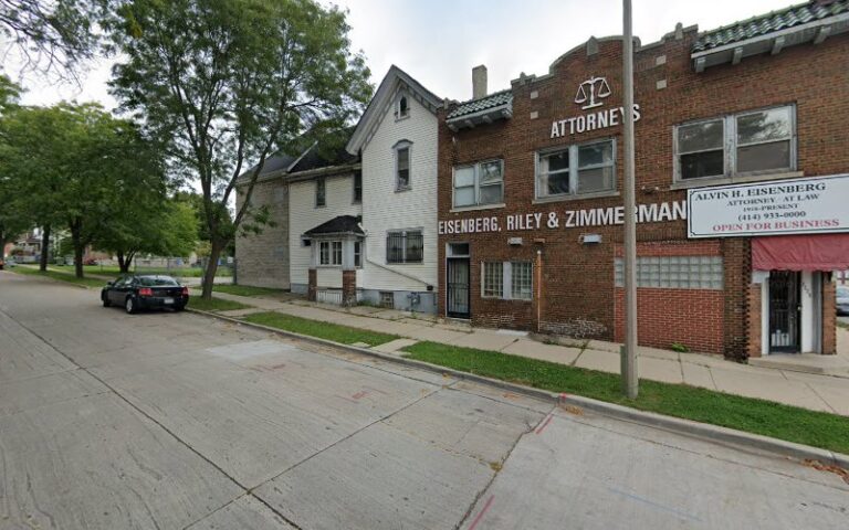 366776 riley j kenyatta 768x480