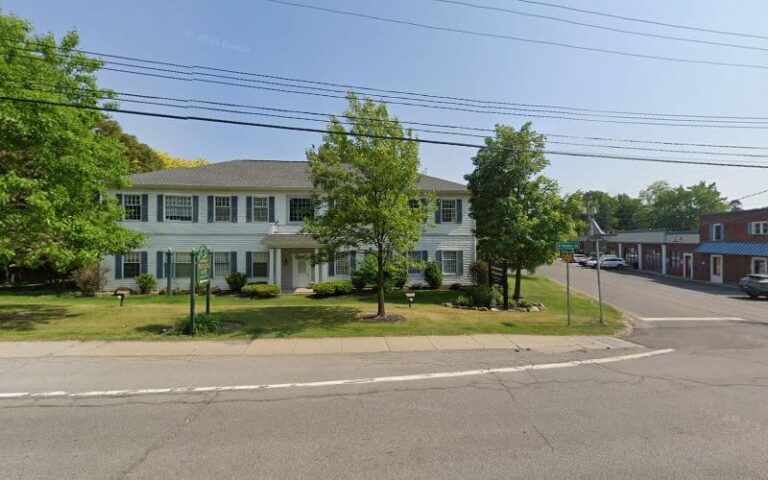 366934 ring john h 768x480